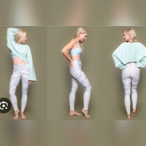🌬🧜♂️🧜♀️●●● Niyama Sol Waves Barefoot Leggings XS BNWT